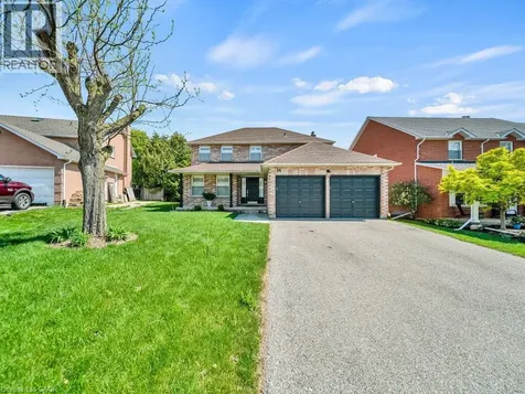 16 Glennie Court Cambridge ON N1T 1L1
