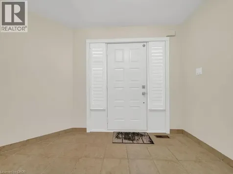 16 Glennie Court Cambridge ON N1T 1L1