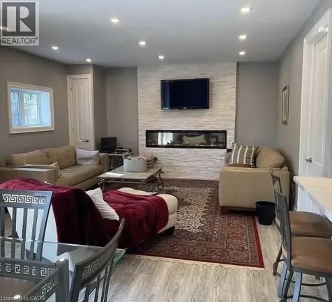 3130 Hines Drive Oakville ON L6M 0Z7