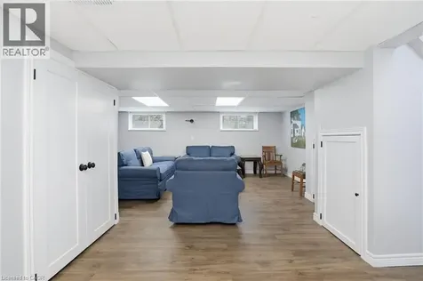 66 Purnell Drive Hamilton ON L9C 4Y3