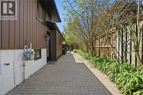 66 Purnell Drive Hamilton ON L9C 4Y3