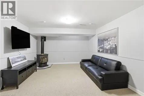 79 Braeheid Avenue Waterdown ON L8B 0C6