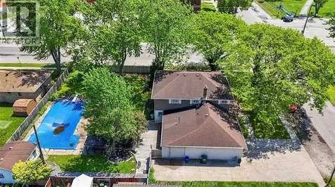 199 Sacred Heart Drive Lasalle ON N9J 1S6