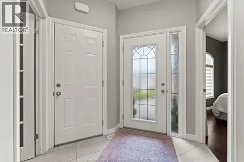 6087 Livingstone Street Windsor ON N9H 1H3