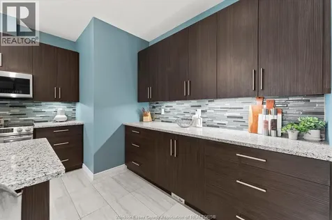 6087 Livingstone Street Windsor ON N9H 1H3