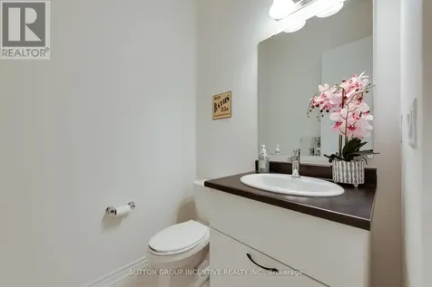 84 Shepherd Drive Barrie ON L9J 0P5