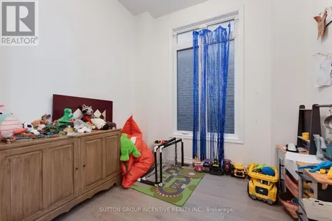 84 Shepherd Drive Barrie ON L9J 0P5