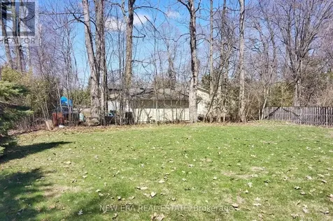 26 Big Bay Point Road Innisfil ON L9S 2N9