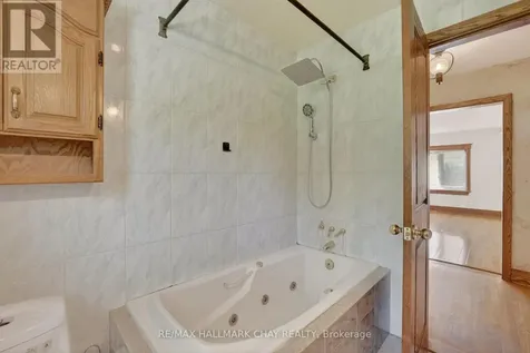 2512 Bloomington Road Whitchurch-stouffville ON L4A 2C6