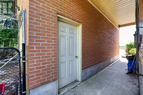 2512 Bloomington Road Whitchurch-stouffville ON L4A 2C6