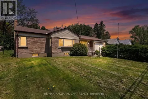 2512 Bloomington Road Whitchurch-stouffville ON L4A 2C6