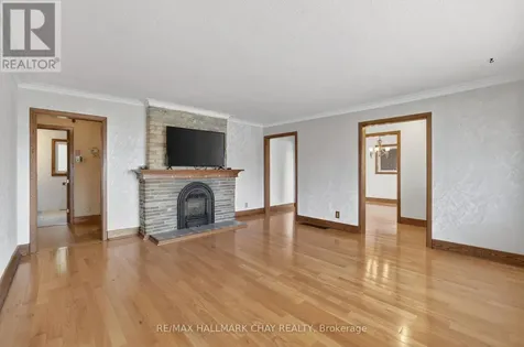 2512 Bloomington Road Whitchurch-stouffville ON L4A 2C6