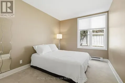 499 Sunnyside Avenue West Ottawa ON K1S 0S8