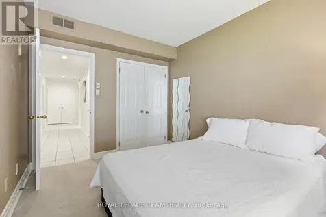 499 Sunnyside Avenue West Ottawa ON K1S 0S8