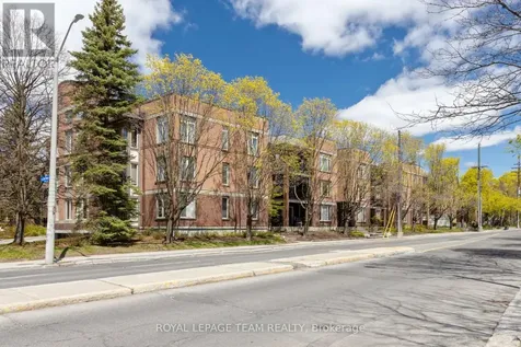 499 Sunnyside Avenue West Ottawa ON K1S 0S8
