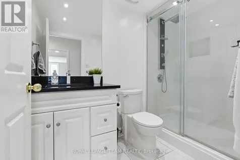 499 Sunnyside Avenue West Ottawa ON K1S 0S8