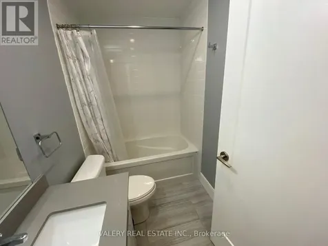15 Prince Albert Blvd Boulevard Kitchener ON N2H 0C2