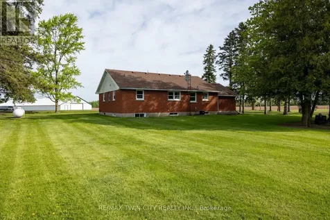 522 Ellis Avenue Brant (brantford Twp) ON N3T 5L5