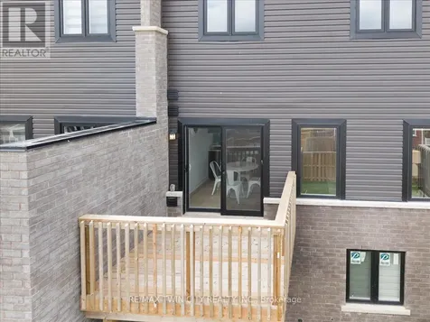 155 Equestrian Way Cambridge ON N3E 0E8