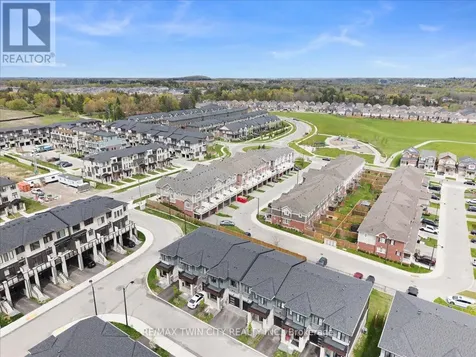 155 Equestrian Way Cambridge ON N3E 0E8