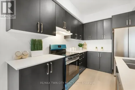 155 Equestrian Way Cambridge ON N3E 0E8