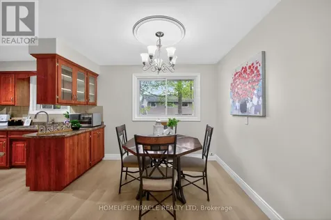 217 Pinegrove Crescent Waterloo ON N2L 4V2