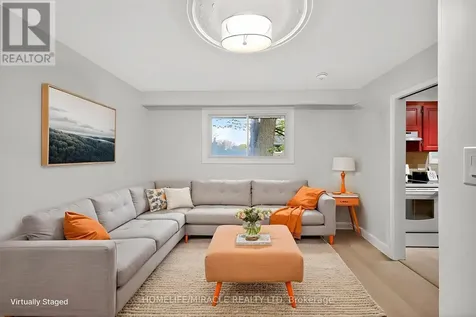 217 Pinegrove Crescent Waterloo ON N2L 4V2