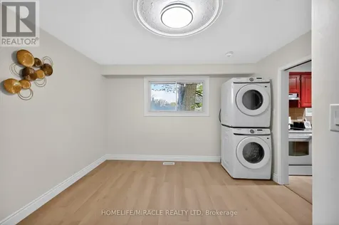 217 Pinegrove Crescent Waterloo ON N2L 4V2