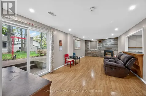 217 Pinegrove Crescent Waterloo ON N2L 4V2