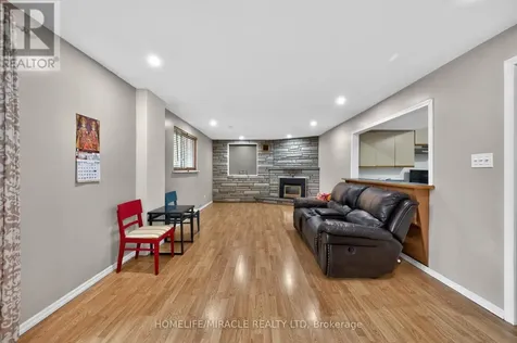 217 Pinegrove Crescent Waterloo ON N2L 4V2