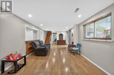 217 Pinegrove Crescent Waterloo ON N2L 4V2