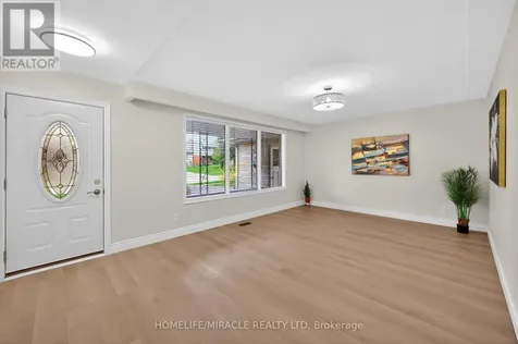 217 Pinegrove Crescent Waterloo ON N2L 4V2