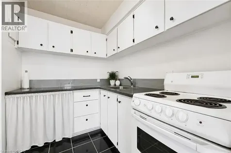 91 Conroy Crescent Guelph ON N1G 2V5
