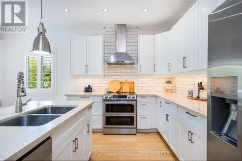 86 Marilyn Avenue South Wasaga Beach ON L9Z 2Y1
