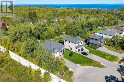 86 Marilyn Avenue South Wasaga Beach ON L9Z 2Y1