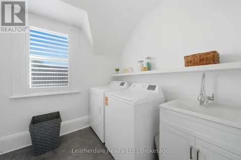 42 Frederick Street Orillia ON L3V 5W7