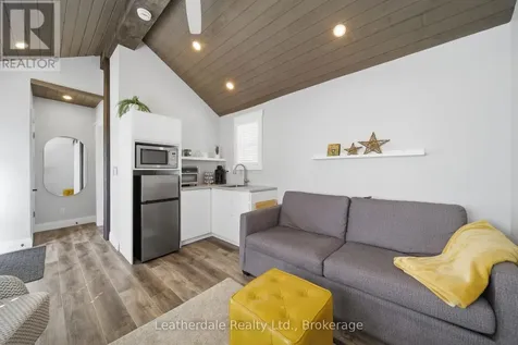 42 Frederick Street Orillia ON L3V 5W7