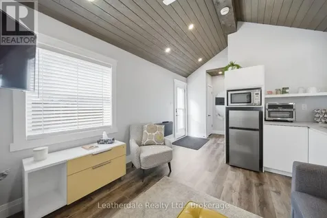 42 Frederick Street Orillia ON L3V 5W7