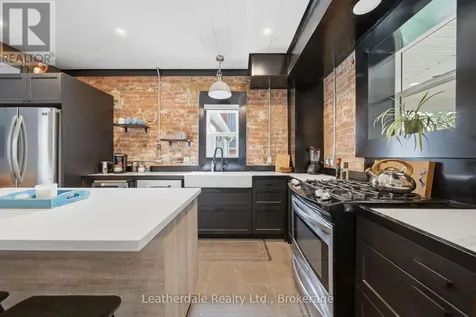 42 Frederick Street Orillia ON L3V 5W7