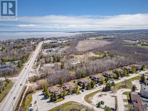 11589 26 Highway Collingwood ON L9Y 5E7