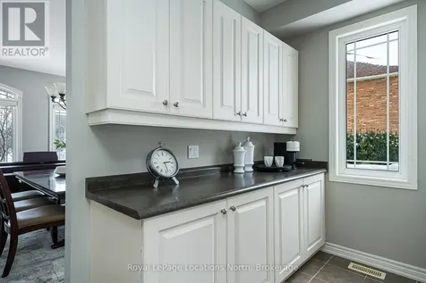 59 Kells Crescent Collingwood ON L9Y 0A9
