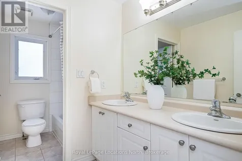 59 Kells Crescent Collingwood ON L9Y 0A9