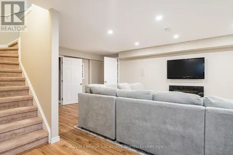 59 Kells Crescent Collingwood ON L9Y 0A9