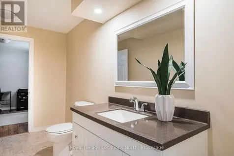 59 Kells Crescent Collingwood ON L9Y 0A9
