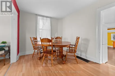 113 Queen Street North Renfrew ON K7V 2A4