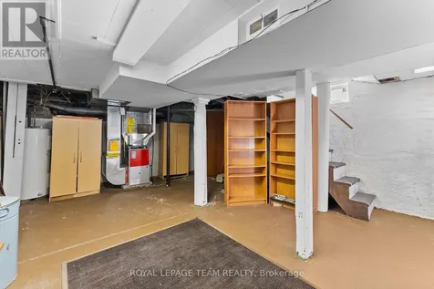 113 Queen Street North Renfrew ON K7V 2A4