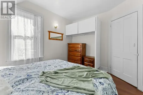 113 Queen Street North Renfrew ON K7V 2A4