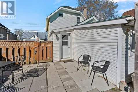113 Queen Street North Renfrew ON K7V 2A4