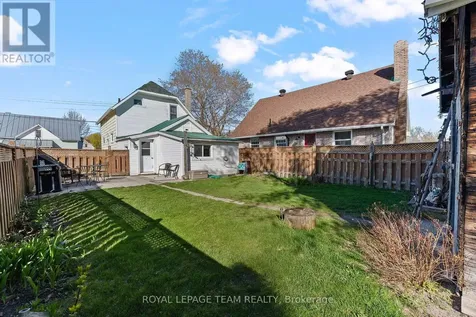 113 Queen Street North Renfrew ON K7V 2A4