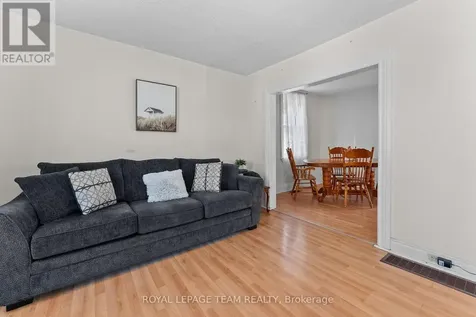 113 Queen Street North Renfrew ON K7V 2A4